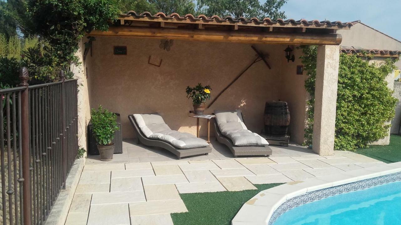 Gite L'Annexe Villelaure Luaran gambar